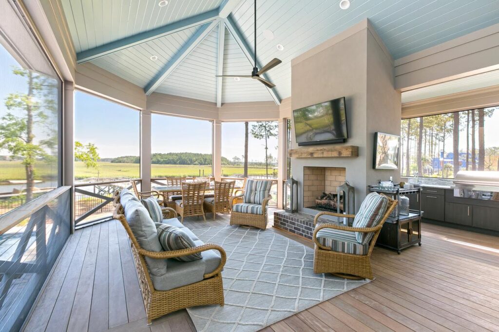 Charleston Smart Home Outdoor Media