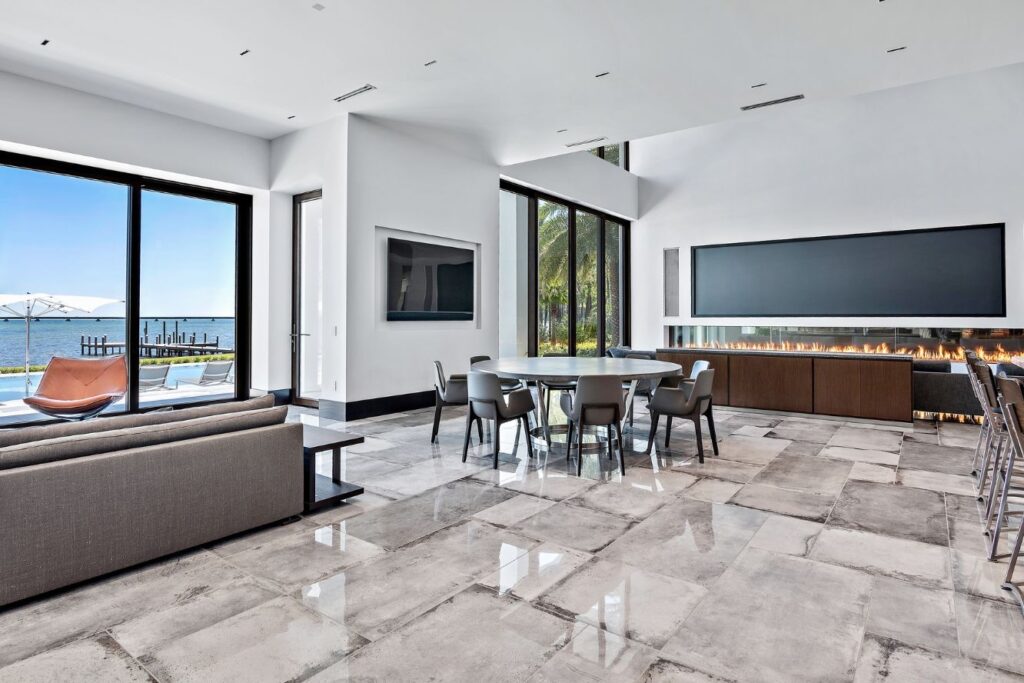 Santa Rosa Beach Smart Home Living Room